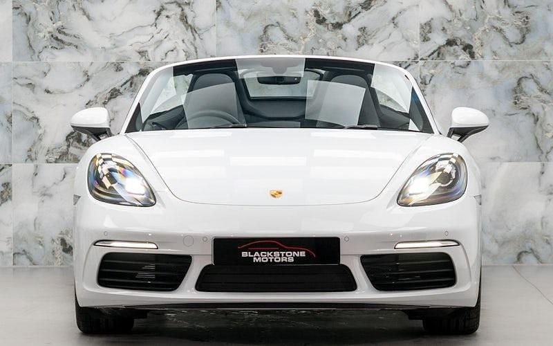 Used Porsche 718 Boxster 300 HP (220 kW) 2024 White Cabriolet