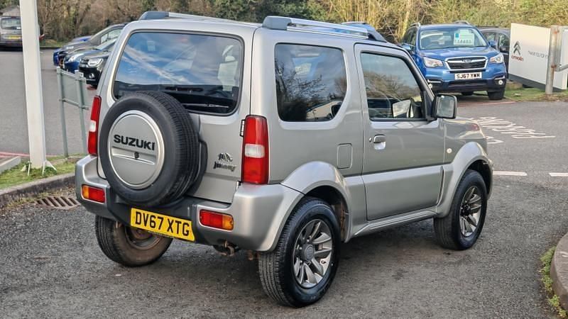 Begagnad Suzuki Jimny SZ4 85 HK (62 kW) 2017 Silver SUV