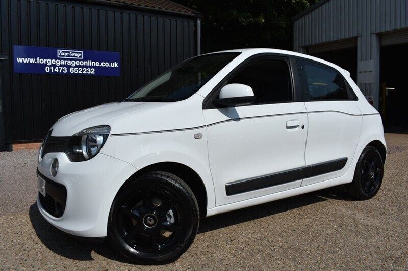 White Used 2018 Renault Twingo Dynamique Hatchback | £5,995 (Fair price) - Image 1/1