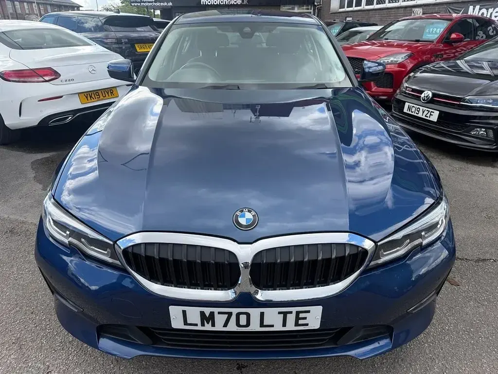 Used BMW 330e Performance 300 HP (220 kW) 2020 Blue Sedan