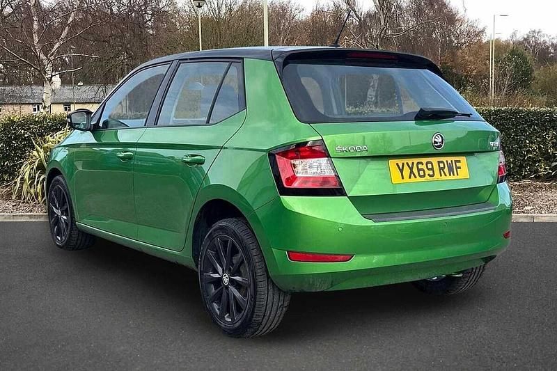 Used Skoda Fabia Colour Edition 94 HP (69 kW) 2019 Rallye green metallic black magic pearl effect Hatchback