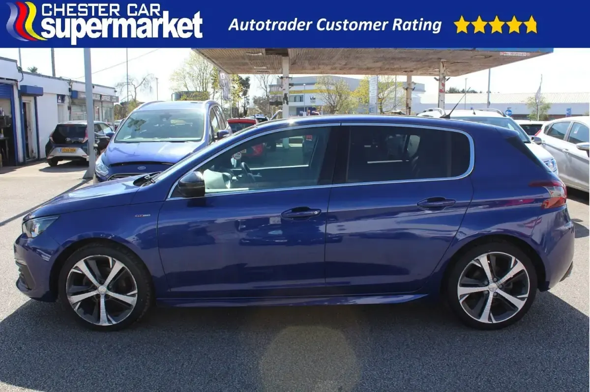 Używany Peugeot 308 GT-line 2019 Niebieski Hatchback