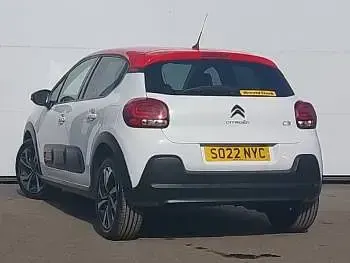 Used Citroën C3 Shine 102 HP (75 kW) 2022 White Hatchback