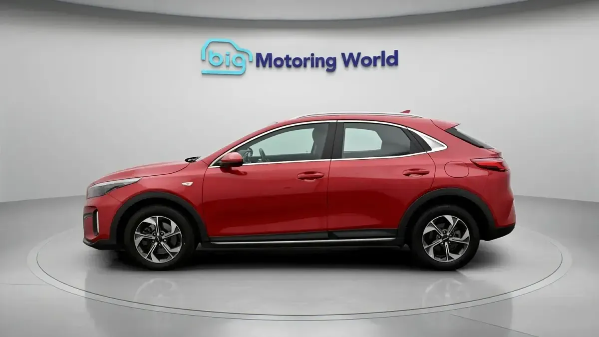 Used Kia XCeed 2023 Red SUV