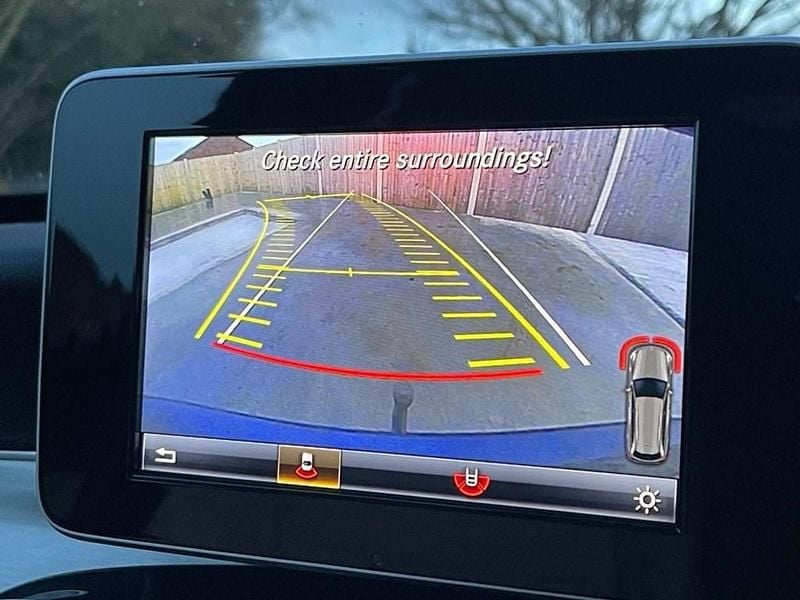 Used Mercedes C250 Premium 204 HP (150 kW) 2015 Blue Estate