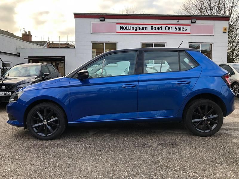Używany Skoda Fabia Colour Edition 2017 Niebieski Hatchback