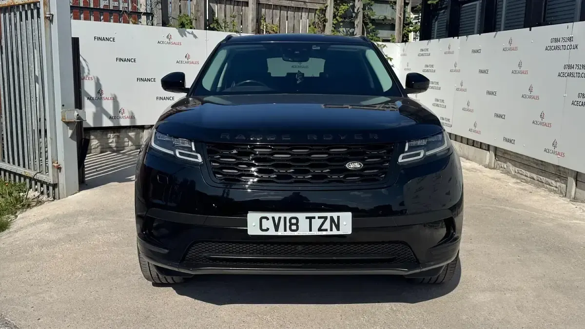 Used Land Rover Range Rover Velar S 177 HP (130 kW) 2018 Black SUV