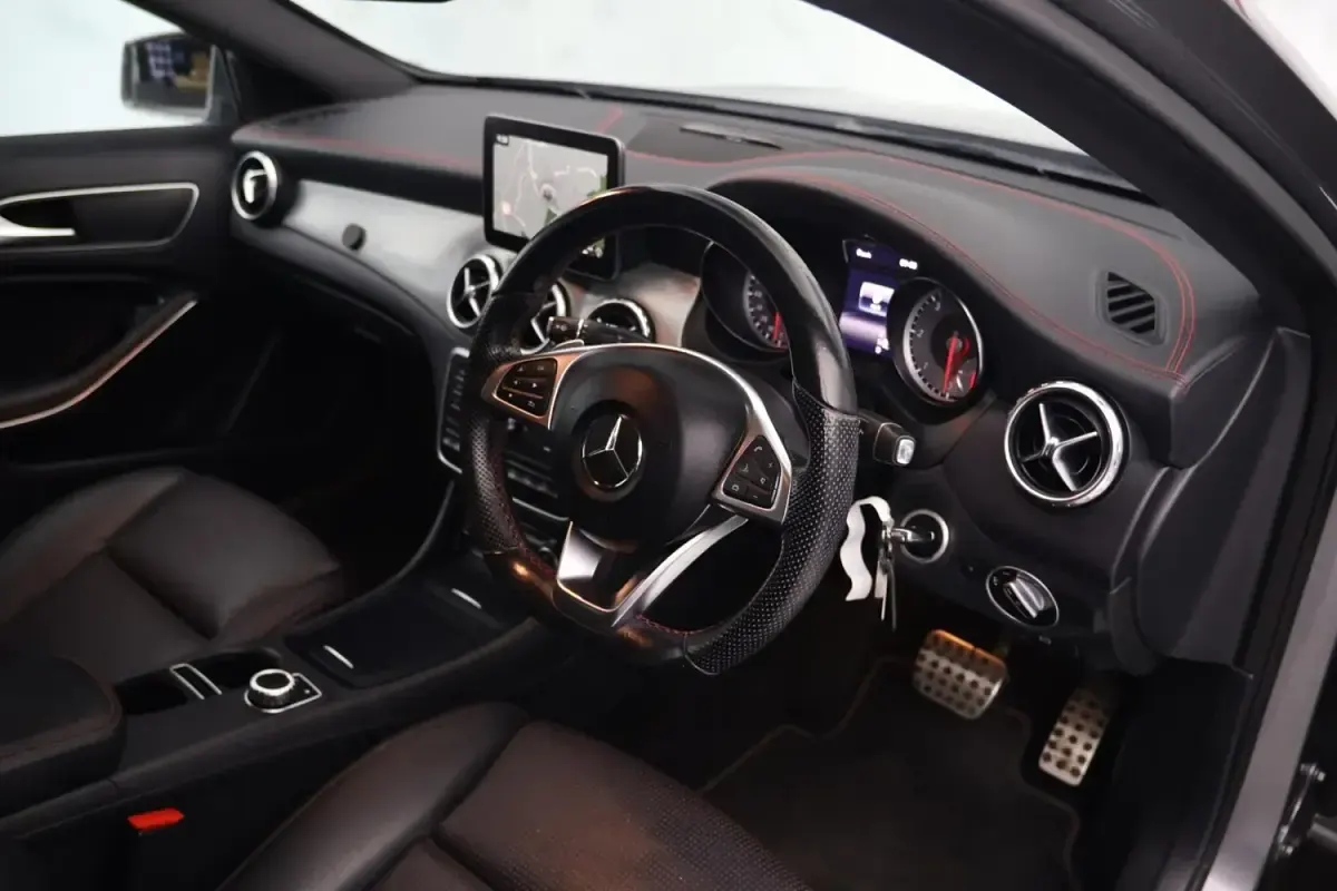 Used Mercedes GLA220 AMG line 2017 Grey SUV