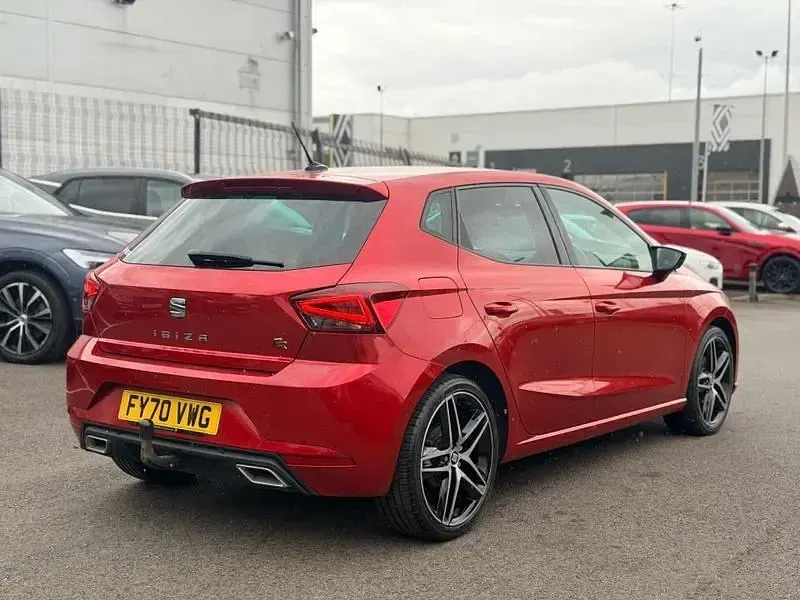 Usado Seat Ibiza FR Sport 2020 Vermelho Citadino