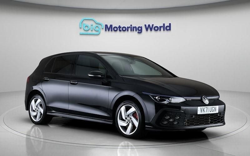 Used VW Golf VIII GTE 245 HP (180 kW) 2024 Hatchback