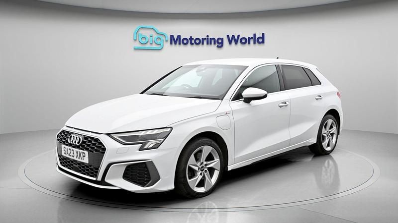 Used Audi A3 Sportback e-tron S-Line 201 HP (147 kW) 2023 Hatchback