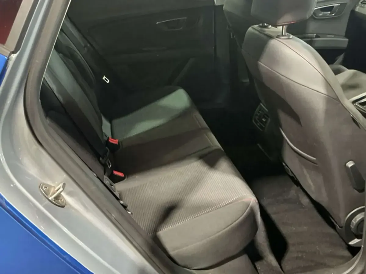 Used Seat Leon FR 180 HP (132 kW) 2018 Silver Hatchback