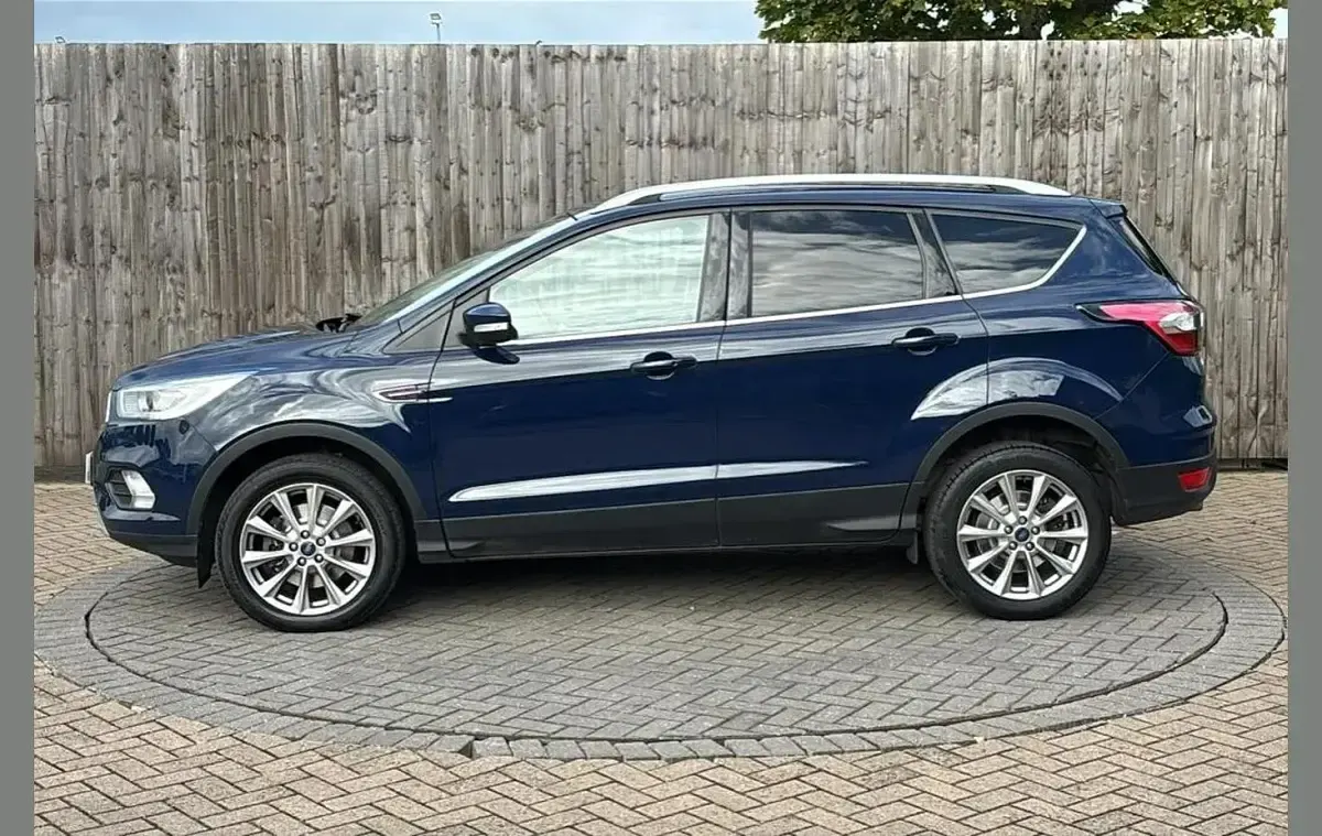 Used Ford Kuga Titanium 177 HP (130 kW) 2019 Blue SUV