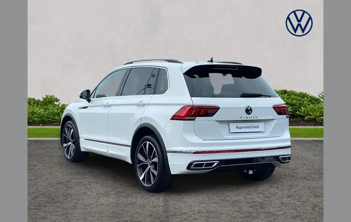 Used VW Tiguan R-line 150 HP (110 kW) 2023 White SUV