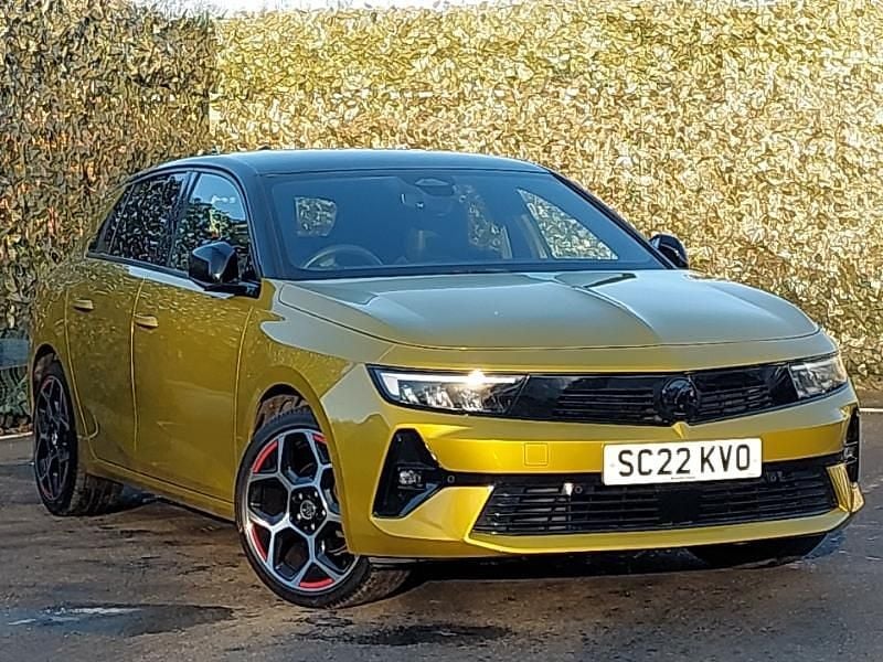 Yellow Used 2022 Vauxhall Astra GS Line Hatchback | £14,998 (Fair price) - Image 1/4