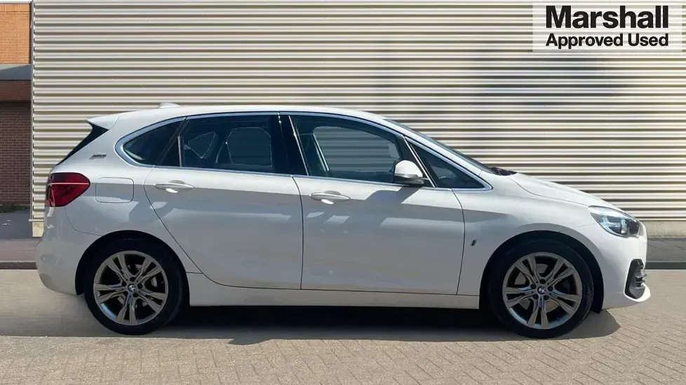Used BMW 225 Luxury Line 224 HP (164 kW) 2018 White
