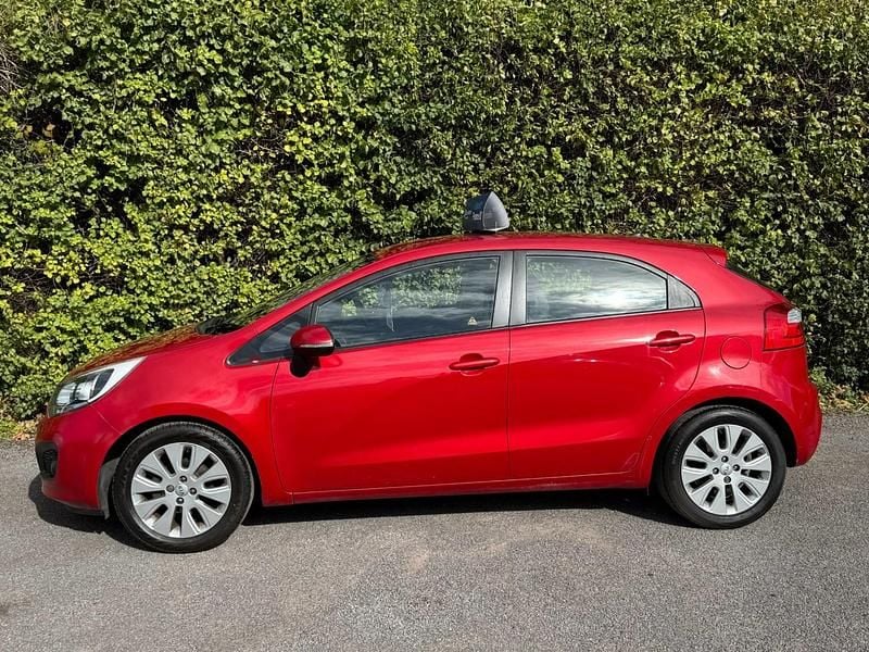 Used Kia Rio 2012 Red Hatchback