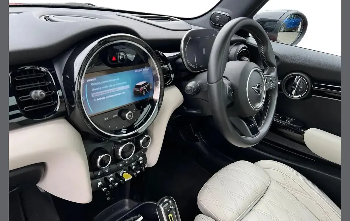 Used Mini Cooper S Level 3 132 kW (180 HP) 2023 Red Hatchback