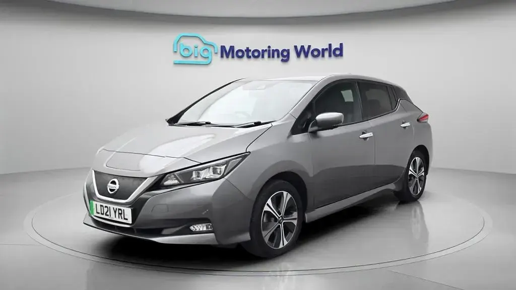 Used Nissan Leaf Tekna 160 kW (218 HP) 2021 Grey Hatchback