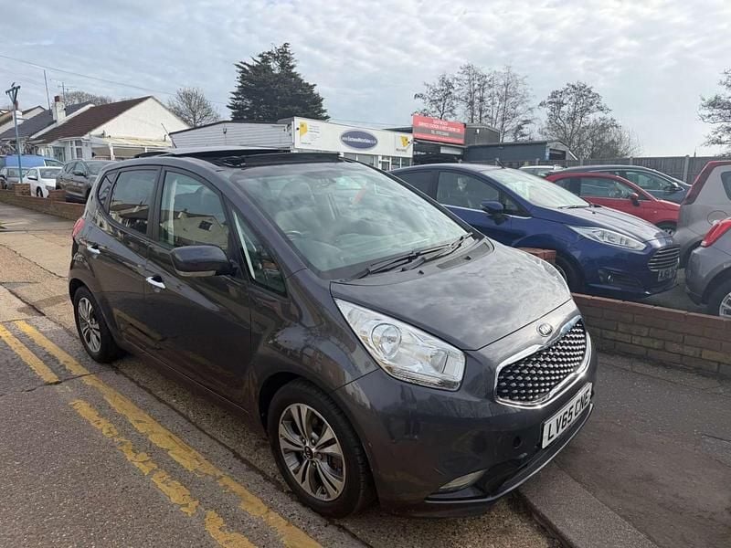 Used Kia Venga 123 HP (90 kW) 2015 Silver Hatchback