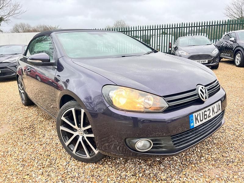 Used VW Golf Cabriolet GT 140 HP (102 kW) 2012 Mauve/purple Cabriolet