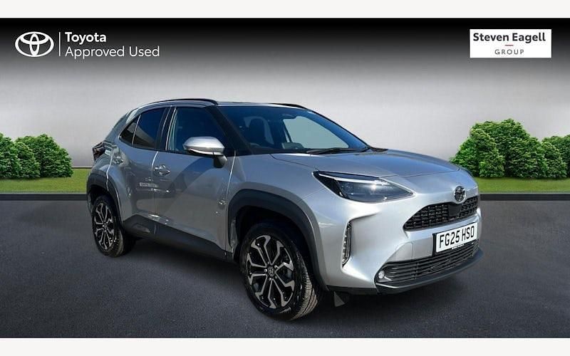 Used Toyota Yaris Hybrid Design 116 HP (85 kW) 2026 Estate