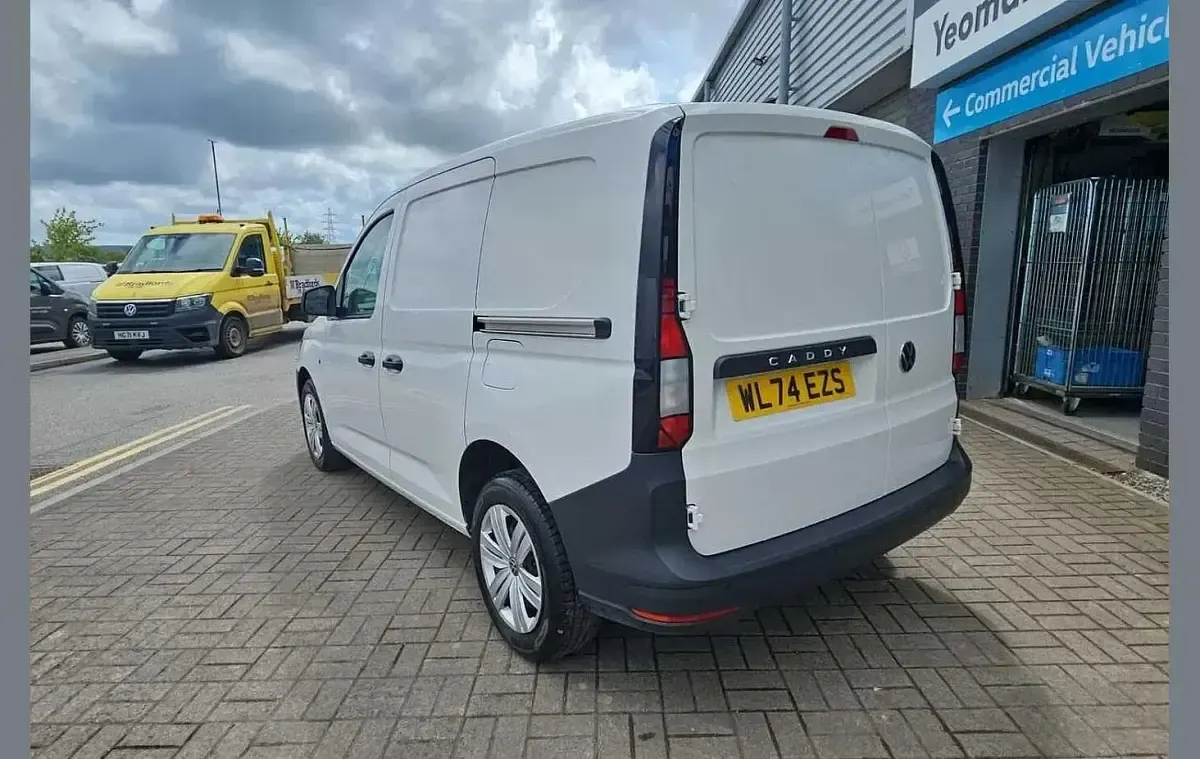 Used VW Caddy Business 114 HP (83 kW) 2025 White MPV