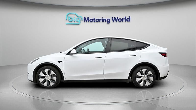 Used Tesla Model Y Long Range AWD 378 kW (514 HP) 2022 White SUV