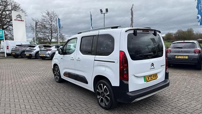 Used Citroën e-Berlingo XTR 98 kW (134 HP) 2022 White MPV