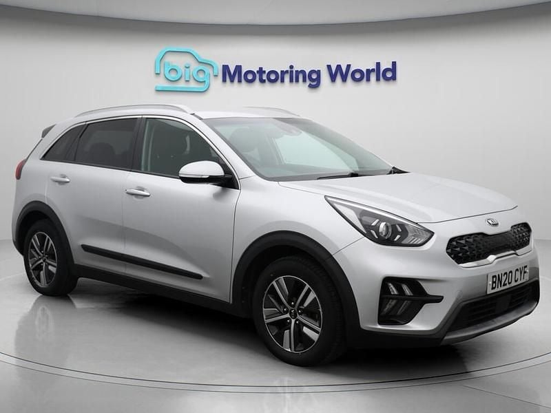Silver Used 2020 Kia Niro 2 SUV | £12,200 (Fair price) - Image 1/4