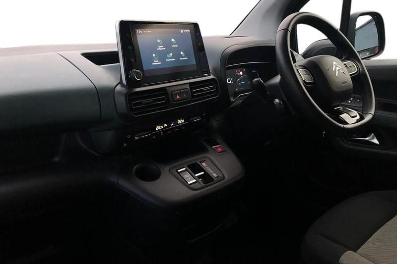 Used Citroën e-Berlingo XTR 100 kW (136 HP) 2023 Grey MPV