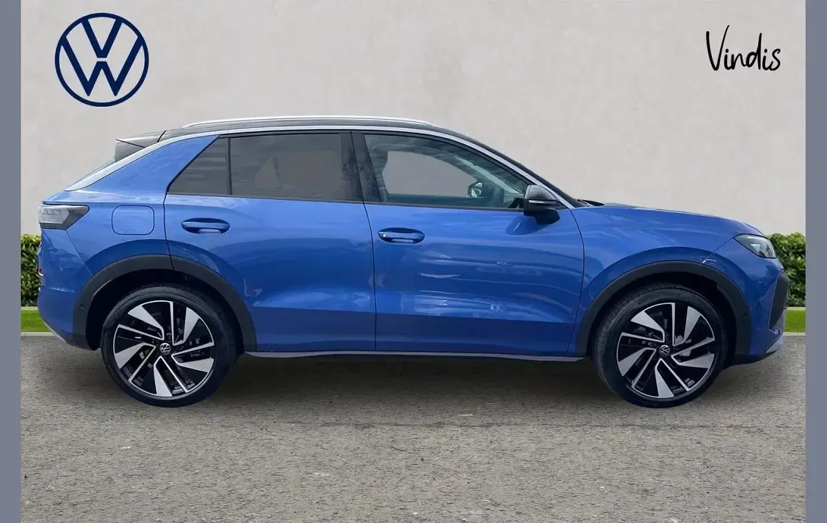 Used VW T-Roc Style 113 HP (83 kW) 2026 Blue SUV