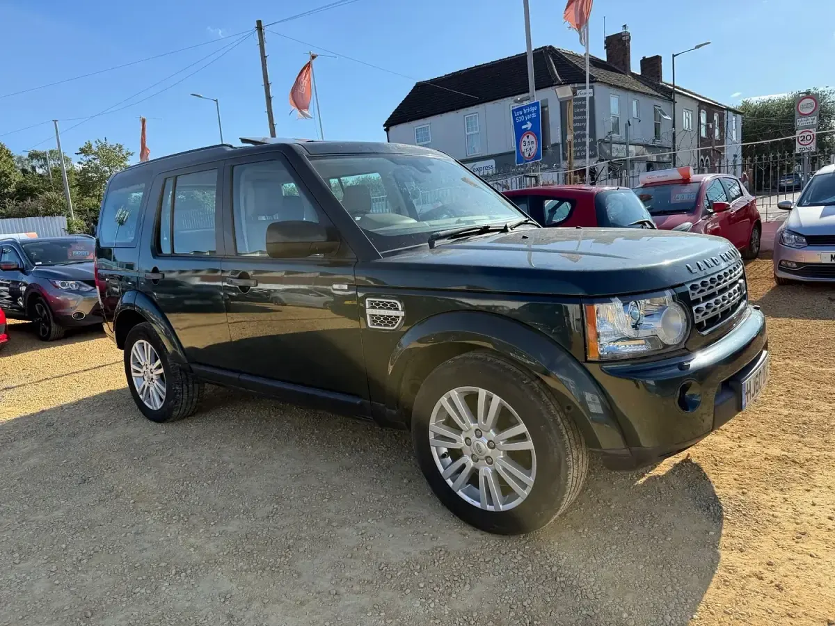 Used Land Rover Discovery HSE 245 HP (180 kW) 2010 Green SUV