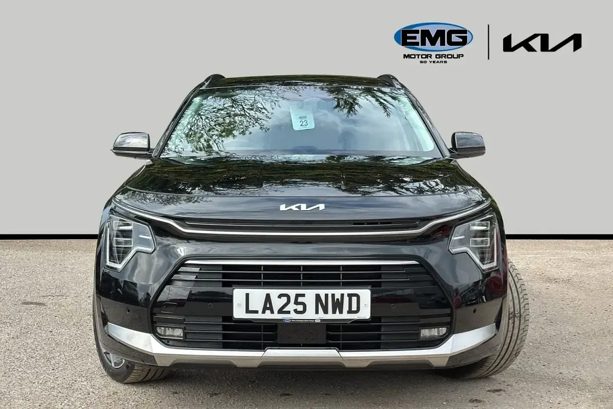Używany Kia Niro 127 KM (93 kW) 2025 Czarny SUV