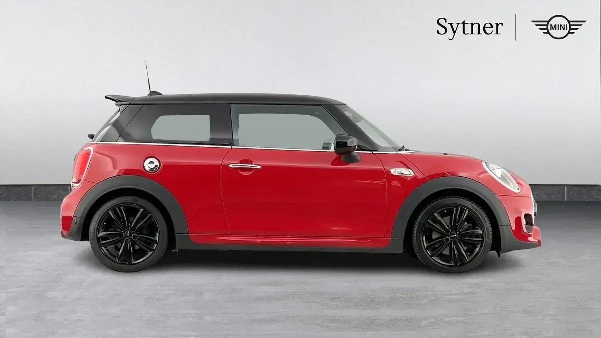 Used Mini Cooper S Sport 192 HP (141 kW) 2021 Red Hatchback