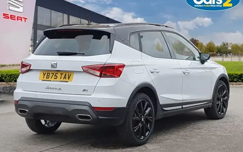 Nowe Seat Arona Black Edition 116 KM (85 kW) 2025 Biały SUV