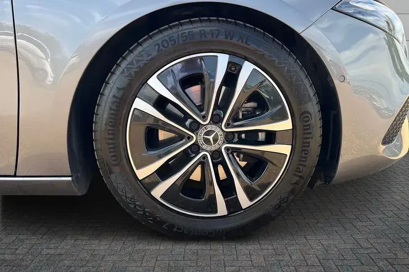 Used Mercedes A180 Executive 148 HP (108 kW) 2025 Mountain grey Hatchback