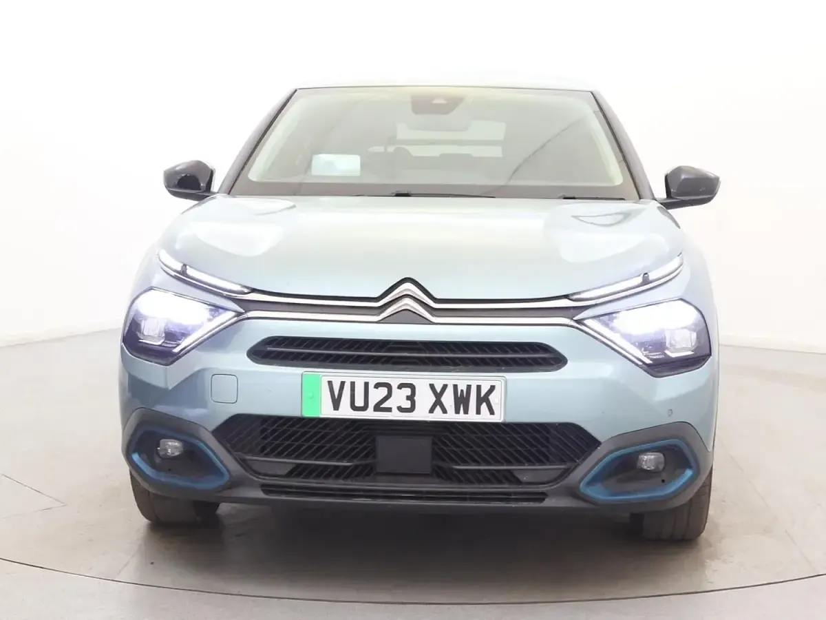 Used Citroën e-C4 Shine 100 kW (136 HP) 2023 Blue Hatchback