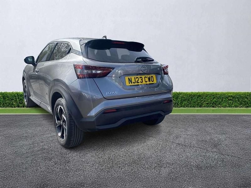 Used Nissan Juke N-Connecta 114 HP (83 kW) 2023 Grey SUV