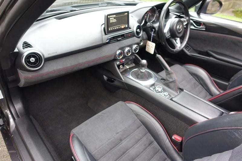 Used Mazda MX5 Edition 160 HP (117 kW) 2017 Grey Cabriolet