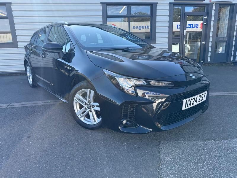 Used 2024 Suzuki Swace Estate | £17,945 (Fair price) - Image 1/2