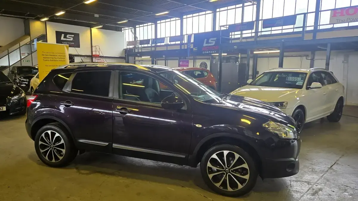 Used Nissan Qashqai N-TEC 2012 Black SUV