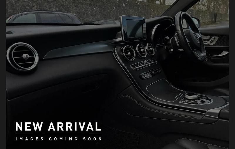 Used Mercedes GLC350 AMG Line Premium 254 HP (186 kW) 2018 White Coupe