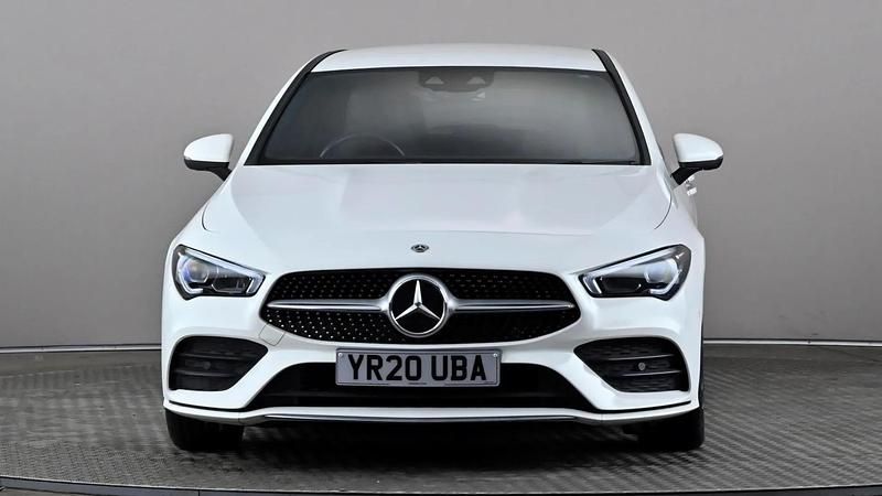 Used Mercedes CLA200 AMG Line Premium 163 HP (119 kW) 2020 White Estate