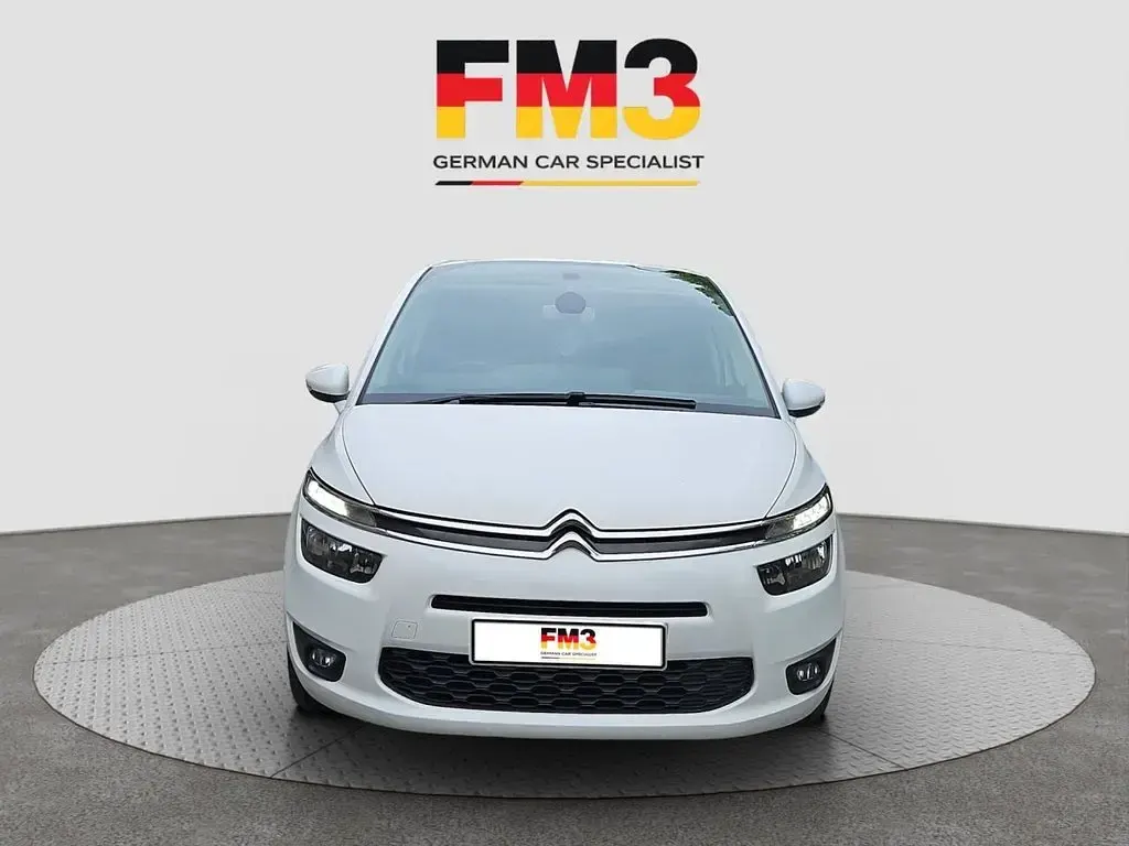 Used Citroën Grand C4 Picasso VTR Sport 115 HP (84 kW) 2014 White MPV