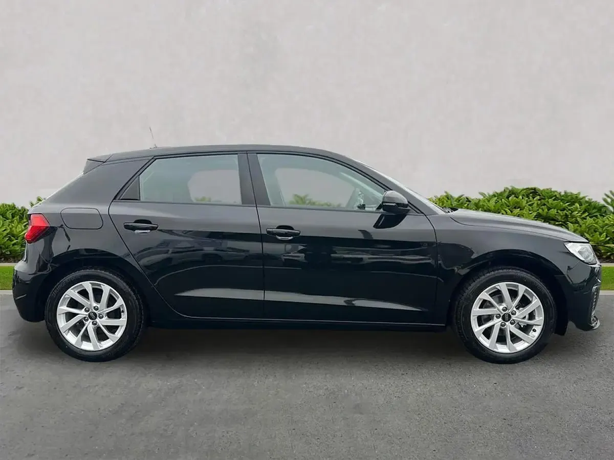 Used Audi A1 Sport 95 HP (69 kW) 2025 Black SUV