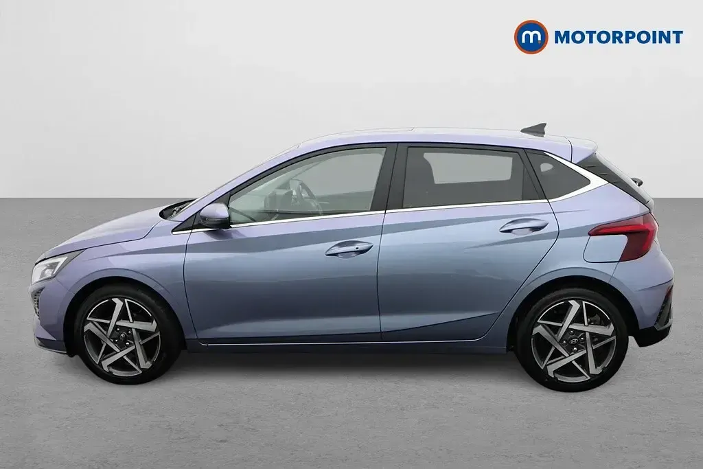 Used Hyundai i20 Ultimate 101 HP (74 kW) 2025 Blue Hatchback