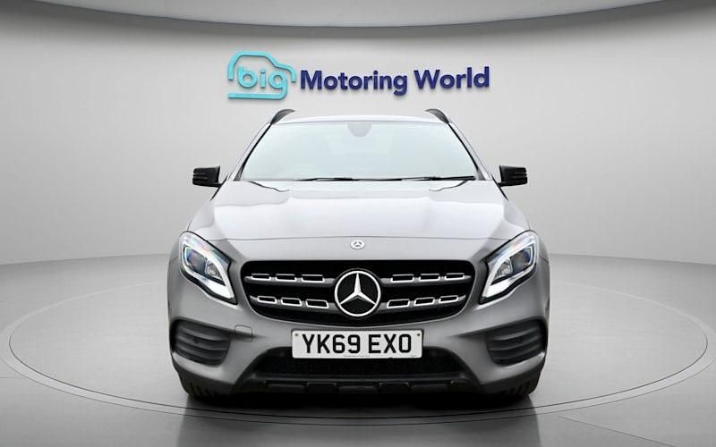 Used Mercedes GLA180 AMG line 122 HP (89 kW) 2020 SUV