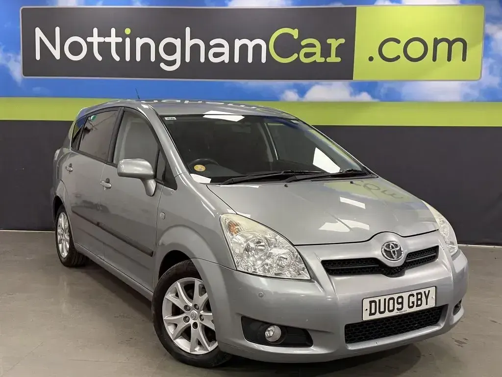 Used Toyota Corolla Verso SR 134 HP (98 kW) 2009 Silver MPV