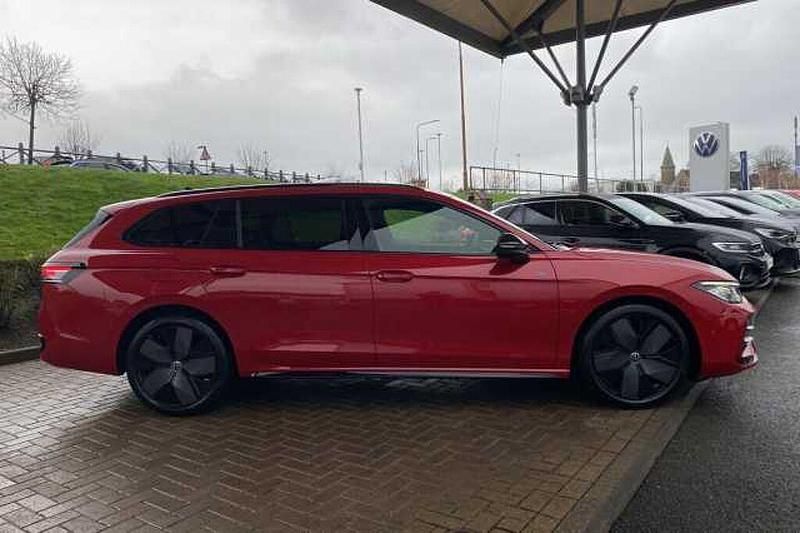 Used VW Passat 150 HP (110 kW) 2025 Estate